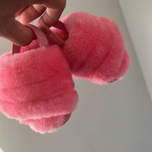 Ugg fur slides